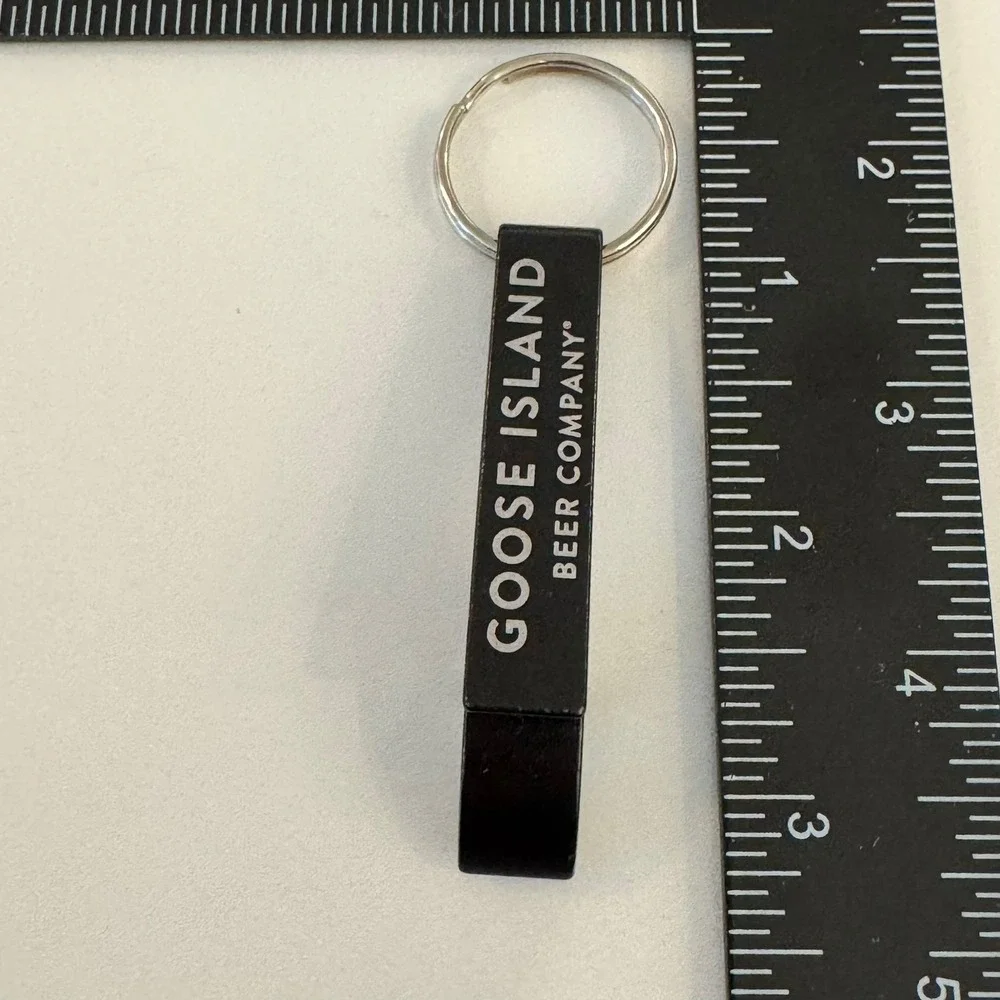 Goose Island Beer Company Black Bottle Opener Keychain Bar Tool‎